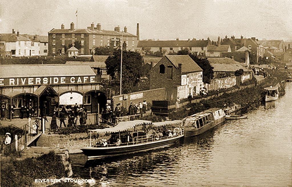 Postcard of old Stourport